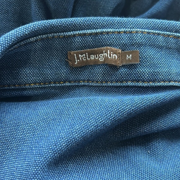 J McLaughlin Chambray Relaxed Fit Dress Knee Length Pockets Roll Sleeve Sz M - Picture 8 of 12